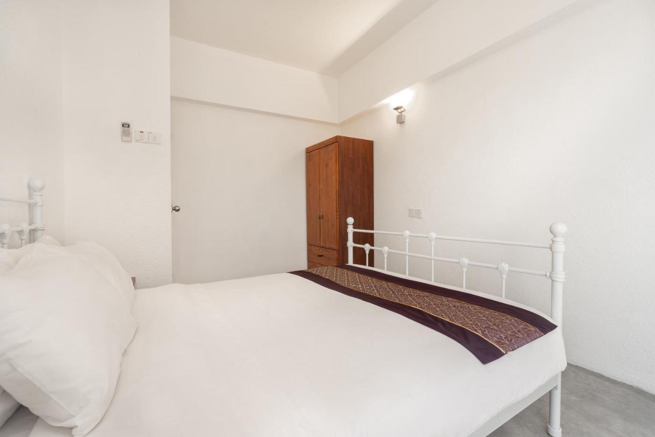 Pantai Seaview Resort Batu Ferringhi 1801 - 3 Rooms Exteriör bild